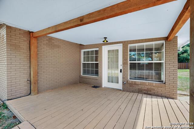 Listing photo id 30 for 7140 Tree Bend