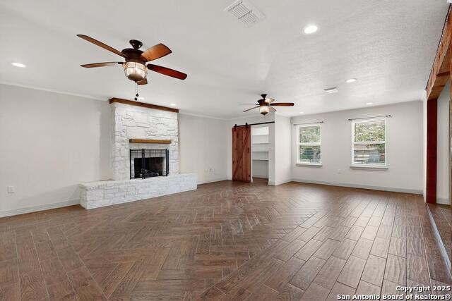 Listing photo id 7 for 7140 Tree Bend