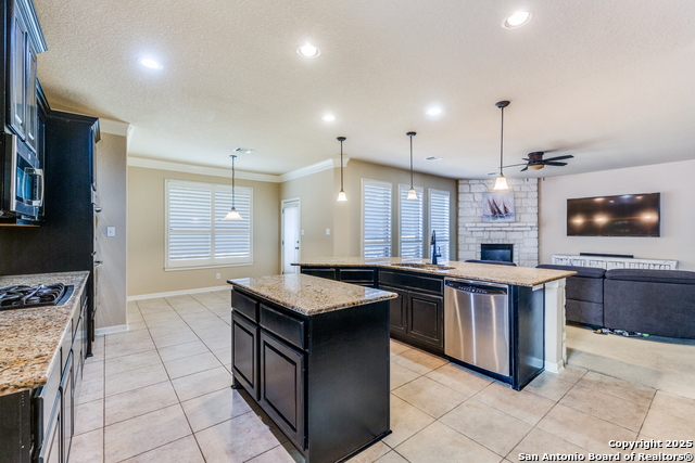 Image 9 of 18 For 21506 Granada