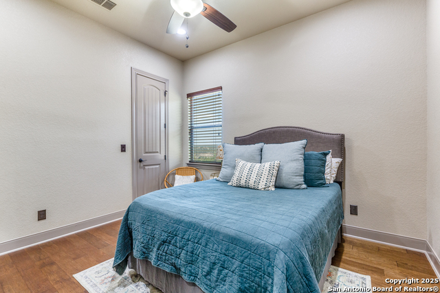 Listing photo id 16 for 140 Paradise