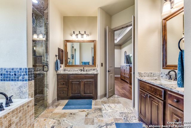 Listing photo id 24 for 140 Paradise