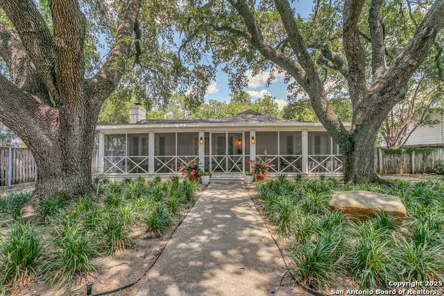 Image 2 of 26 For 317 Arcadia  