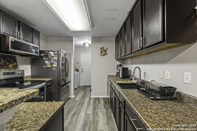 Listing photo id 8 for 6931 Pecan