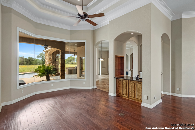 Image 10 of 58 For 109 Abrego Mount
