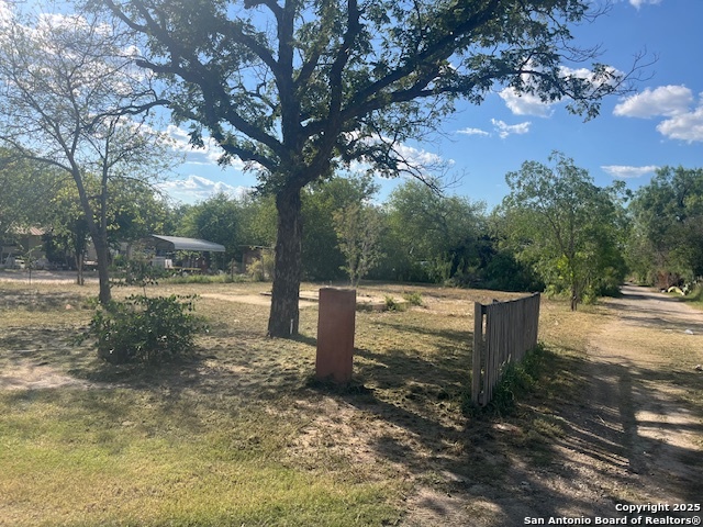 Listing photo id 1 for 736 Juarez  