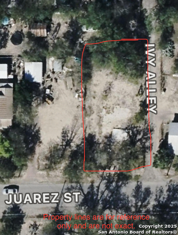 Listing photo id 3 for 736 Juarez  