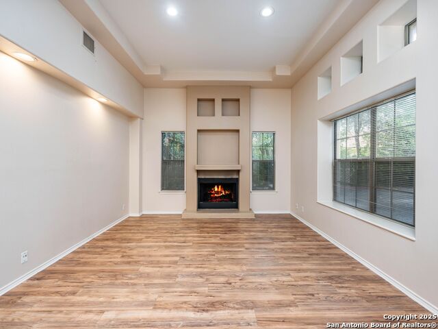 Listing photo id 9 for 207 Grandview