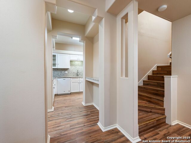 Listing photo id 12 for 207 Grandview