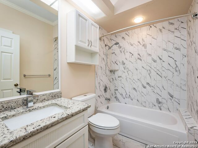 Listing photo id 26 for 207 Grandview