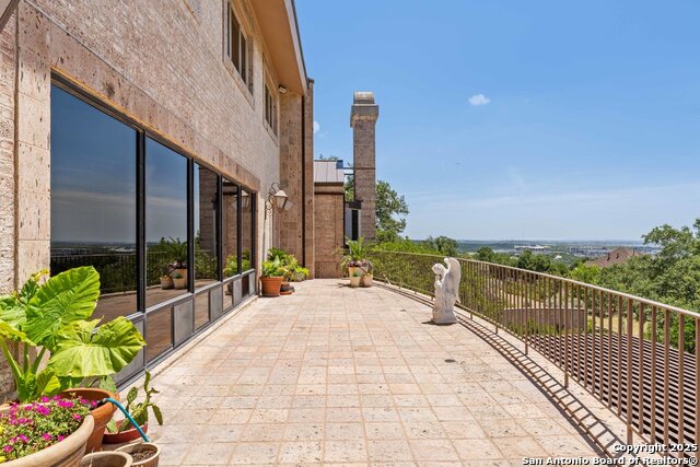 Image 6 of 27 For 19720 La Sierra Blvd
