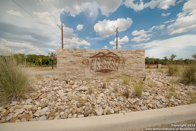 Listing photo id 11 for Tbd English Crossing