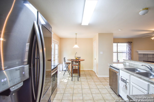 Image 11 of 42 For 222 Tapwood Ln