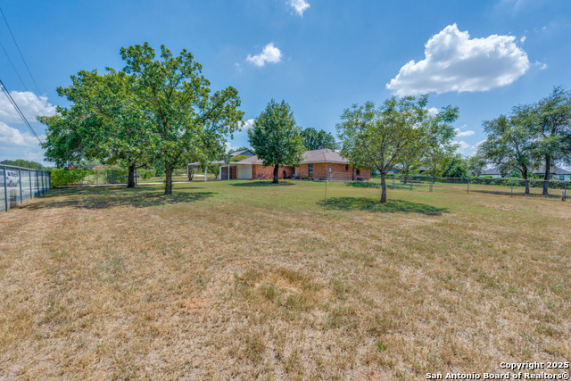 Details for 124 Country Gardens, La Vernia, TX 78121