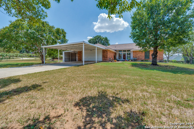 Image 2 of 25 For 124 Country Gardens