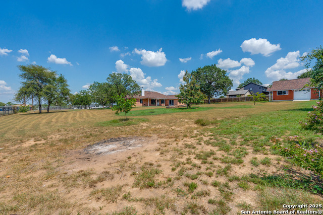 Image 25 of 25 For 124 Country Gardens