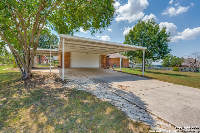 Image 4 of 25 For 124 Country Gardens