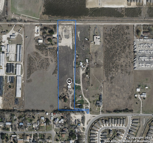 Listing photo id 9 for 6751 Talley