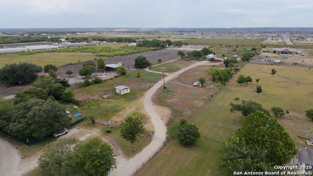 Listing photo id 0 for 6751 Talley