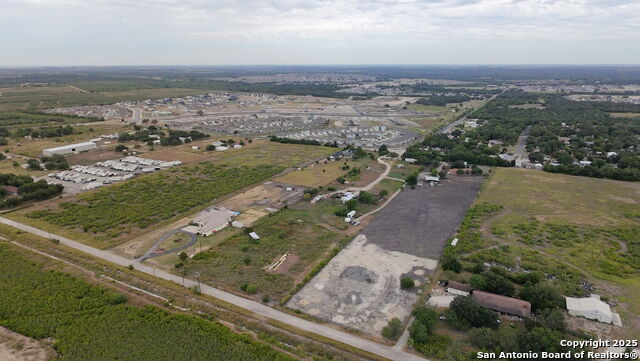 Listing photo id 2 for 6751 Talley