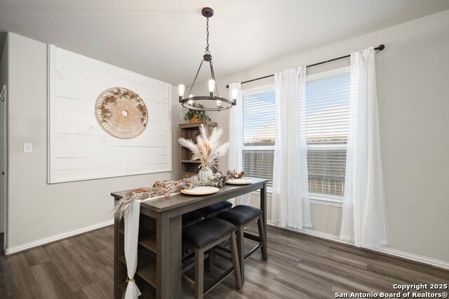 Listing photo id 10 for 1239 Loma Ranch