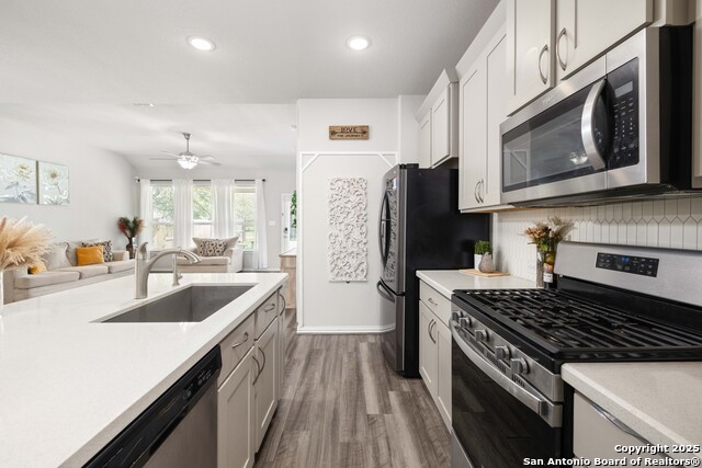 Listing photo id 2 for 1239 Loma Ranch
