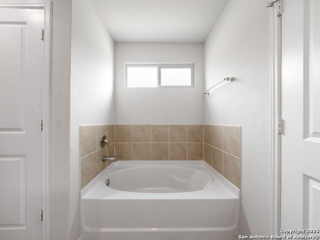 Listing photo id 18 for 3868 Copper River