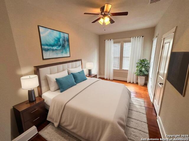 Listing photo id 8 for 1419 Nolan  