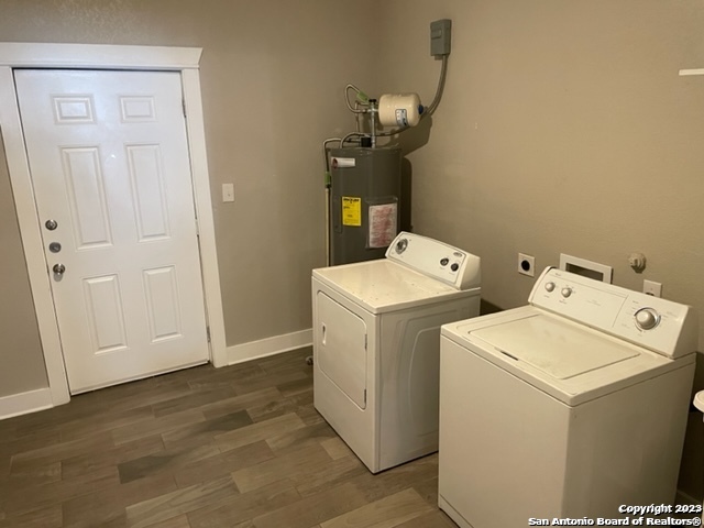 Listing photo id 12 for 1419 Nolan  