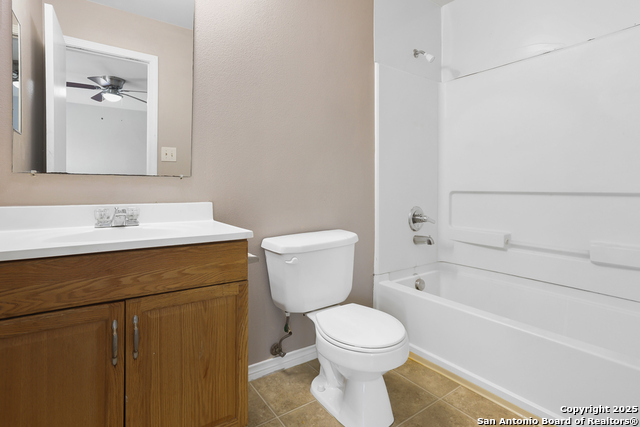 Image 11 of 18 For 6410 Summit Oak 3