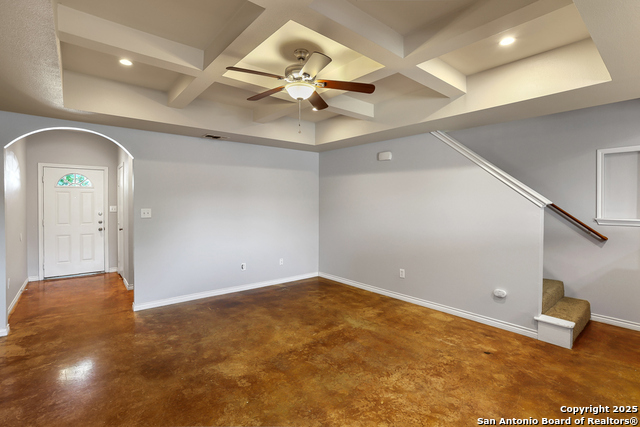 Image 3 of 18 For 6410 Summit Oak 3