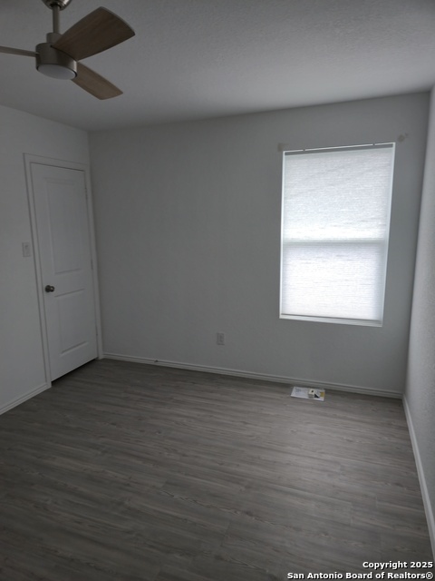 Image 11 of 27 For 7206 Satellite Way