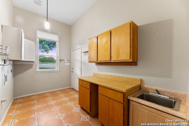 Image 15 of 59 For 25819 Whata View