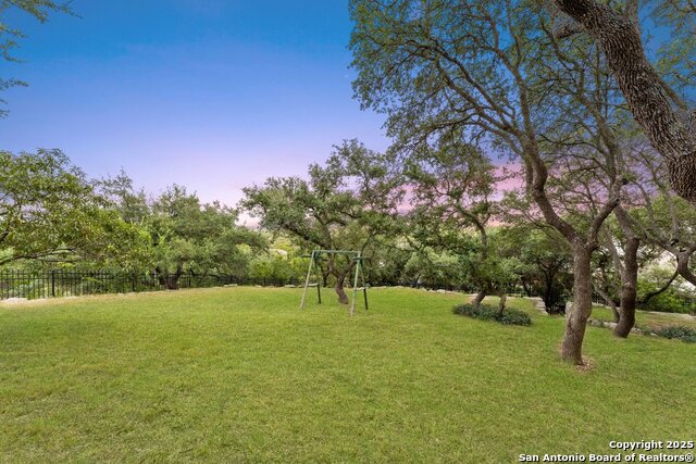 Image 40 of 59 For 25819 Whata View