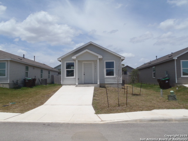 Listing photo id 2 for 14411 Source