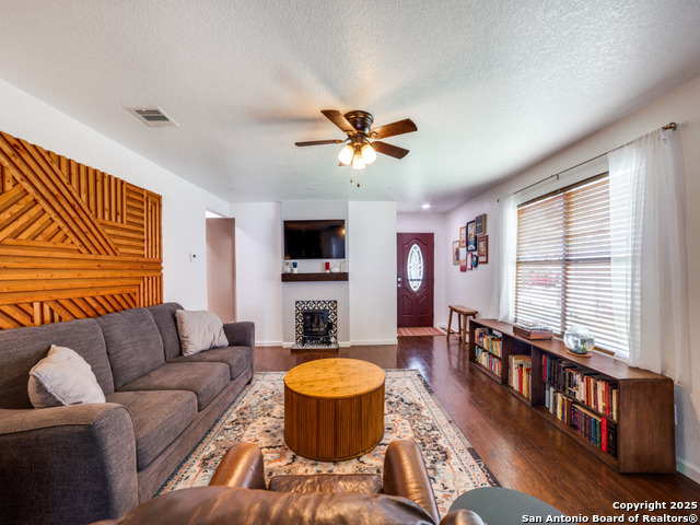 Image 21 of 24 For 7455 Banister Pass