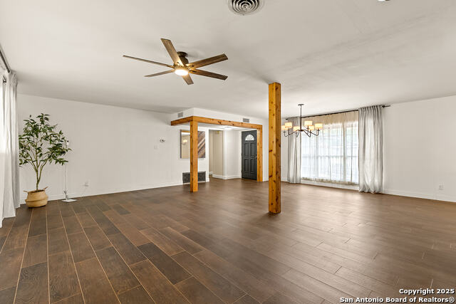 Image 10 of 35 For 619 Patricia