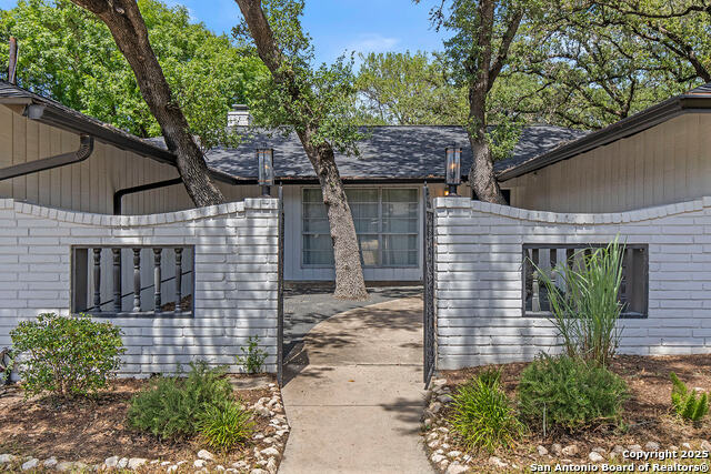 Image 3 of 35 For 619 Patricia