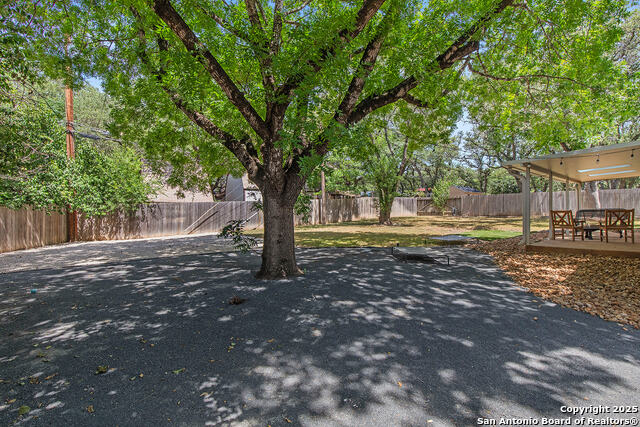 Image 32 of 35 For 619 Patricia