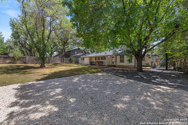 Image 33 of 35 For 619 Patricia