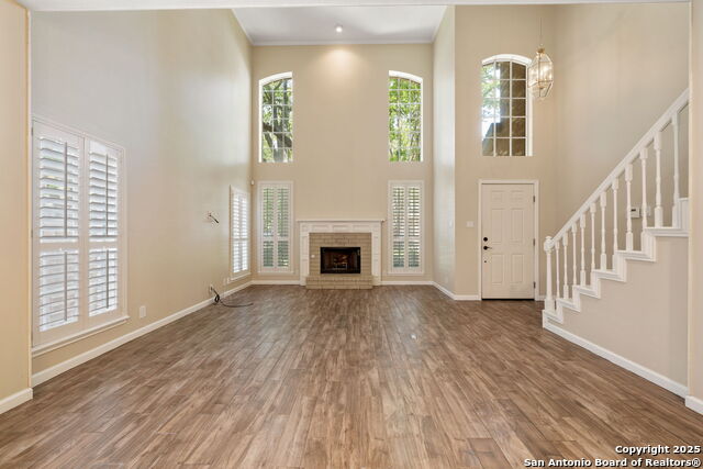 Image 13 of 27 For 2118 Mollys Way