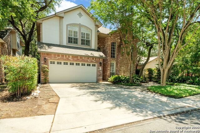 Image 2 of 27 For 2118 Mollys Way