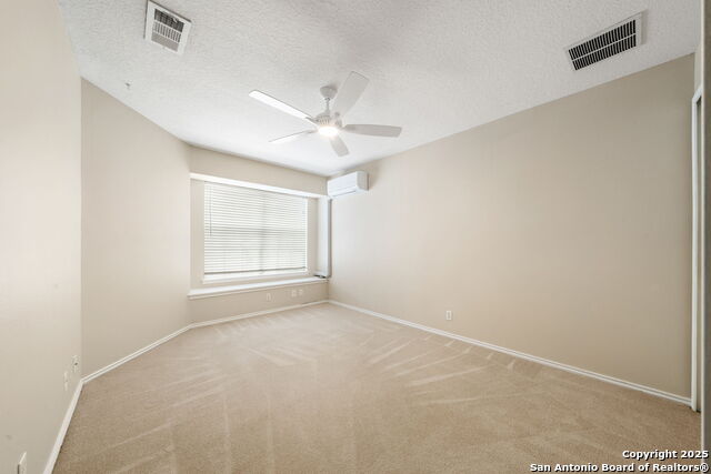 Image 25 of 27 For 2118 Mollys Way