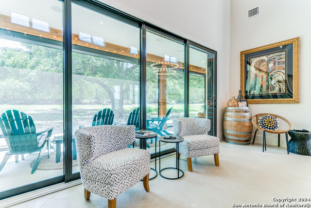 Image 20 of 49 For 130 Saga St  