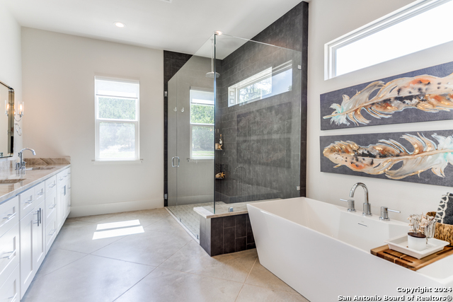 Image 24 of 49 For 130 Saga St  