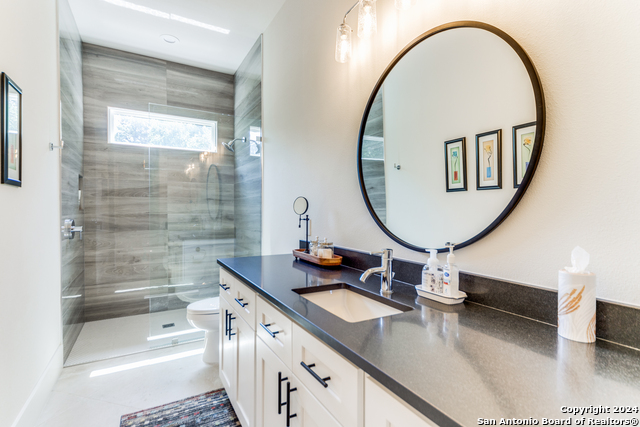 Image 28 of 49 For 130 Saga St  