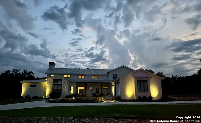 Image 3 of 49 For 130 Saga St  