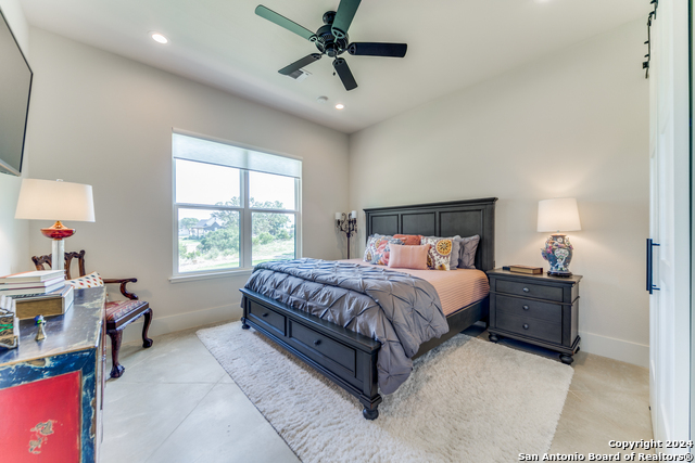 Image 30 of 49 For 130 Saga St  