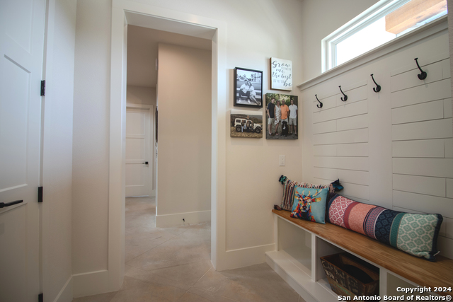 Image 34 of 49 For 130 Saga St  