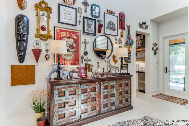 Image 38 of 49 For 130 Saga St  