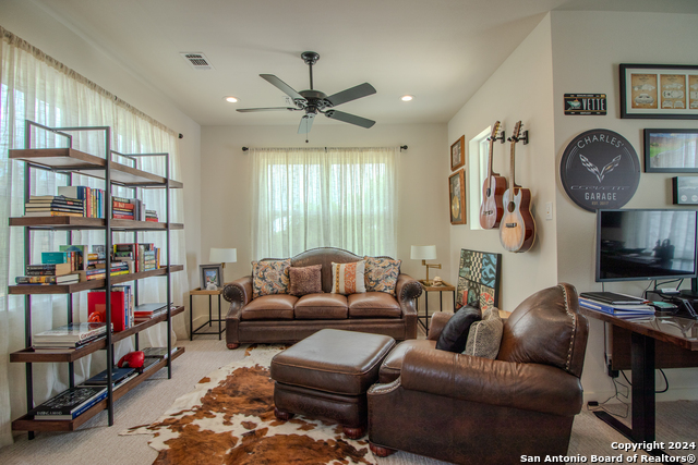 Image 41 of 49 For 130 Saga St  